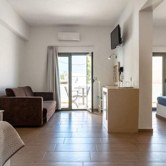 Omiros Hotel Santorini TRIPLE STANDART